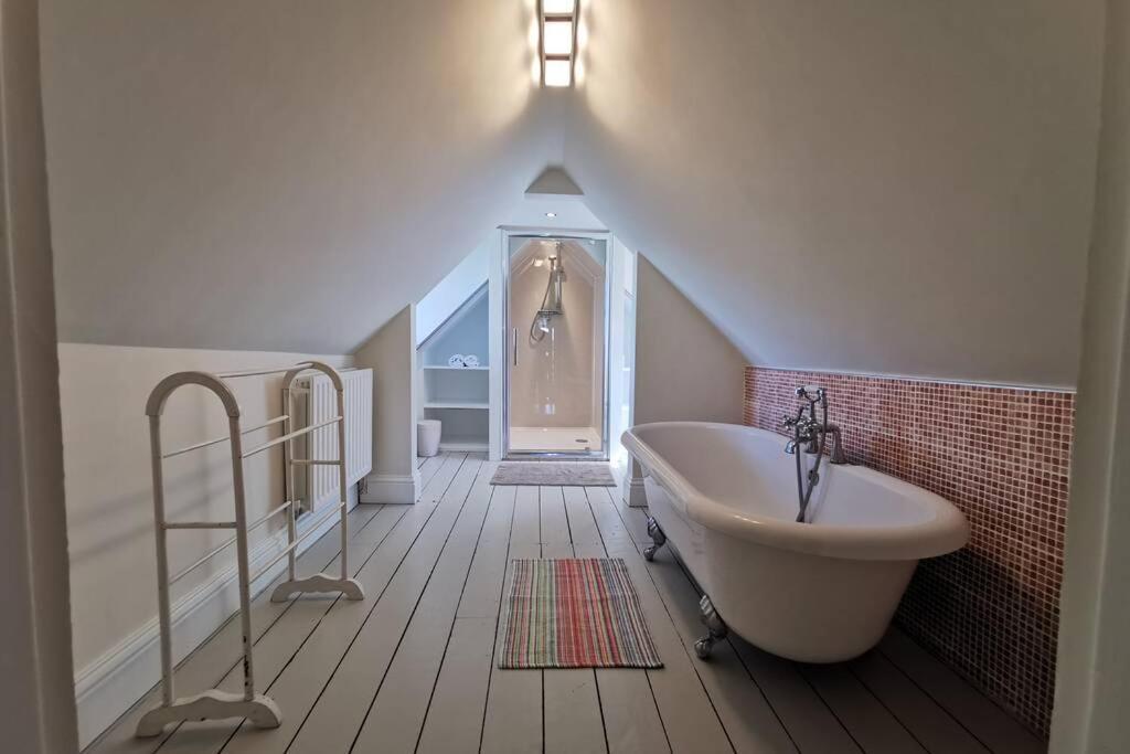 Willa Cosy, Coastal Retreat With A Large Garden Monreith Zewnętrze zdjęcie